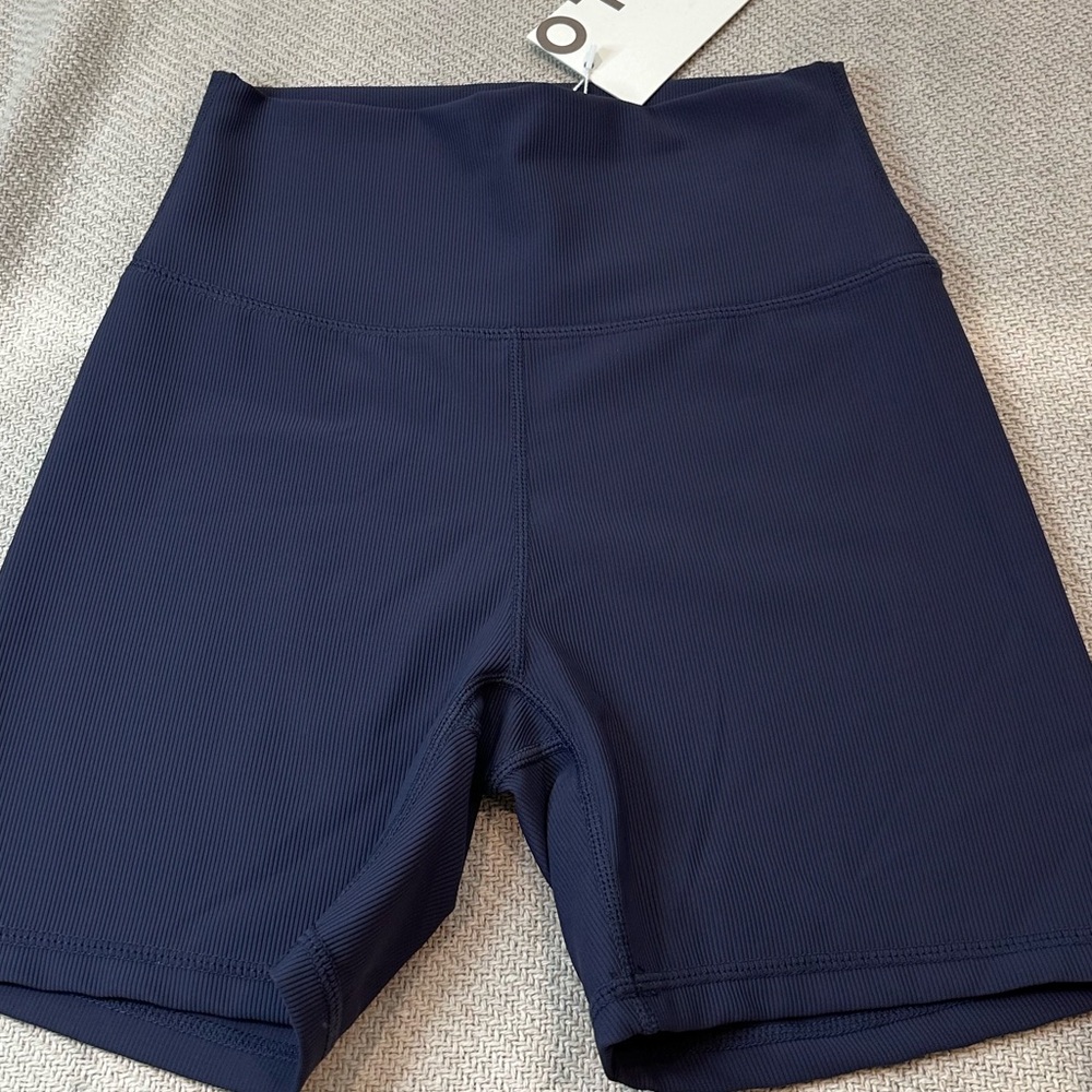 Wilo the Label Shorts Size Small NWT Blue Ribbed Active - Picture 6 of 6